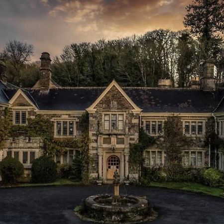 Hotel Lewtrenchard Manor Exterior foto